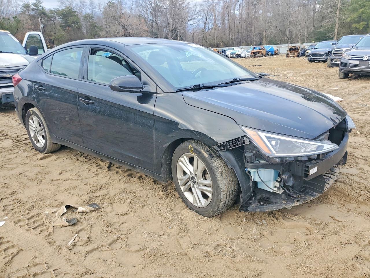 2020 HYUNDAI ELANTRA SEL photo 4