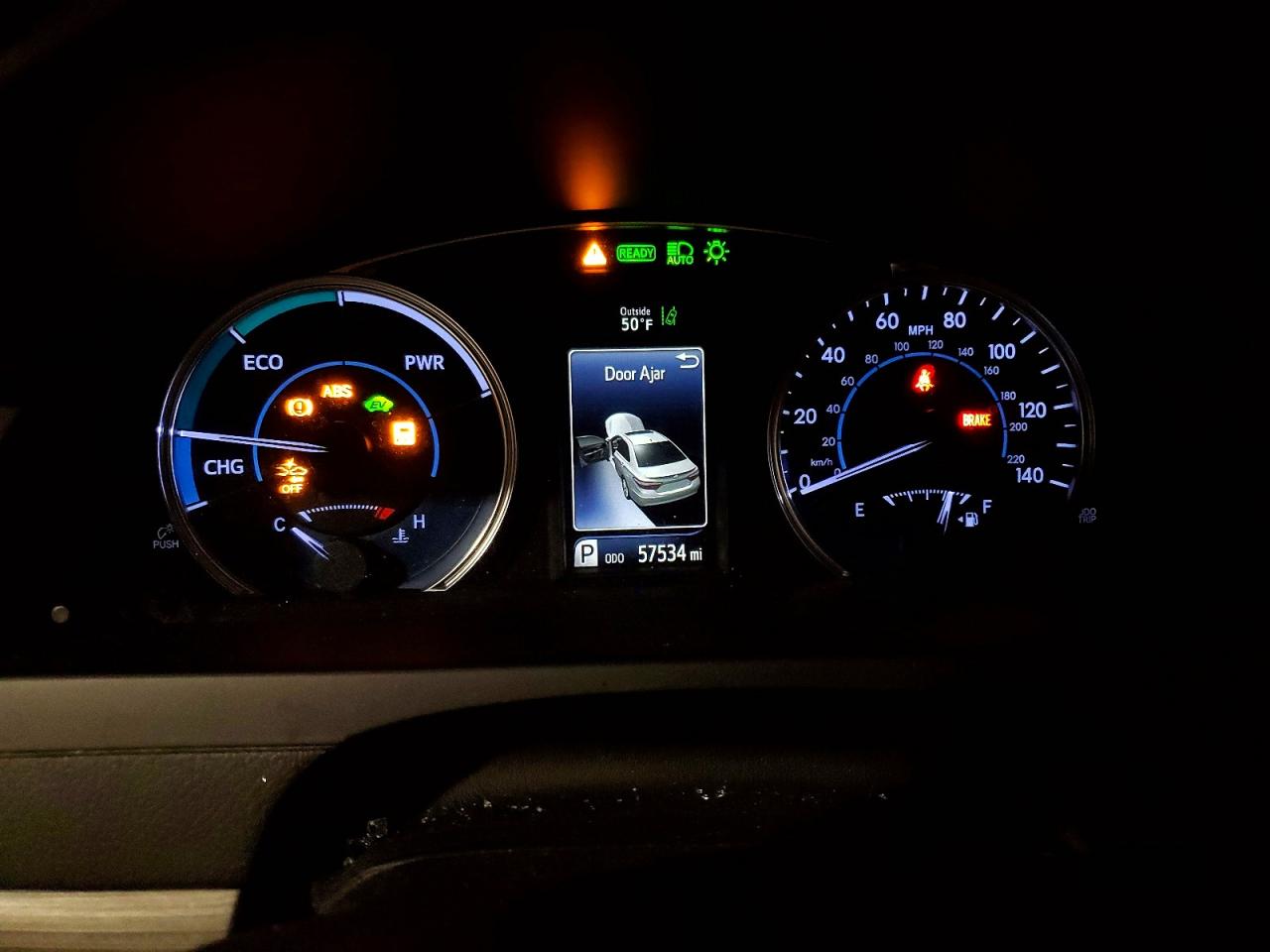2017 TOYOTA CAMRY HYBRID photo 9