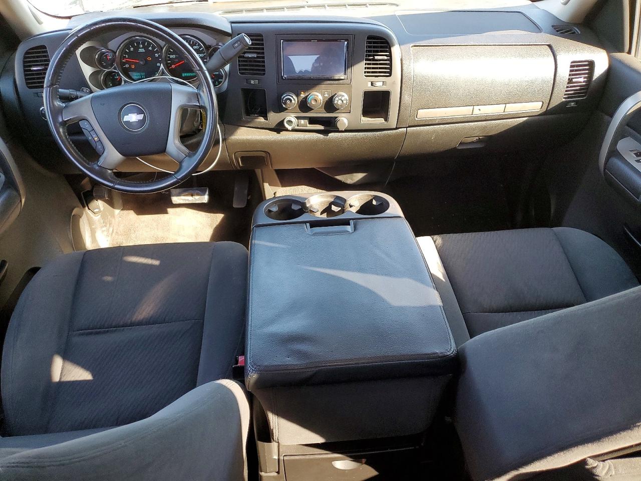 2009 CHEVROLET SILVERADO C1500 LT photo 8