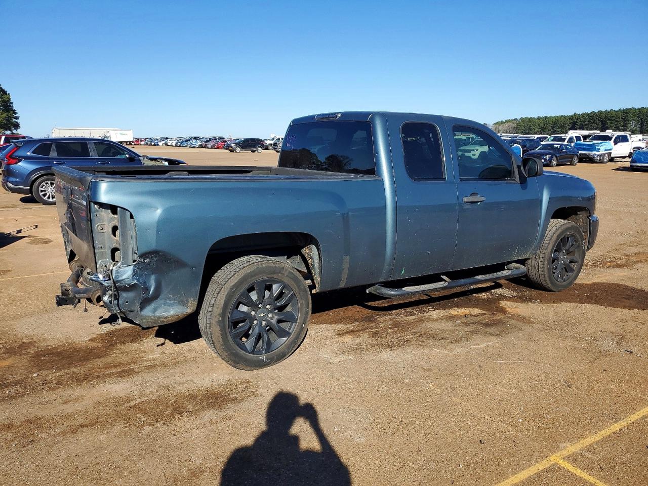 2009 CHEVROLET SILVERADO C1500 LT photo 3