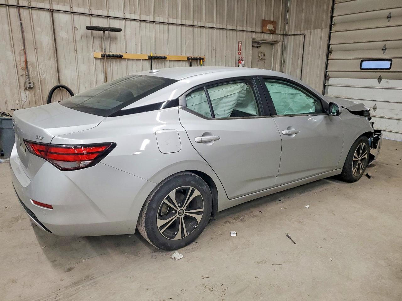 2023 NISSAN SENTRA SV photo 3