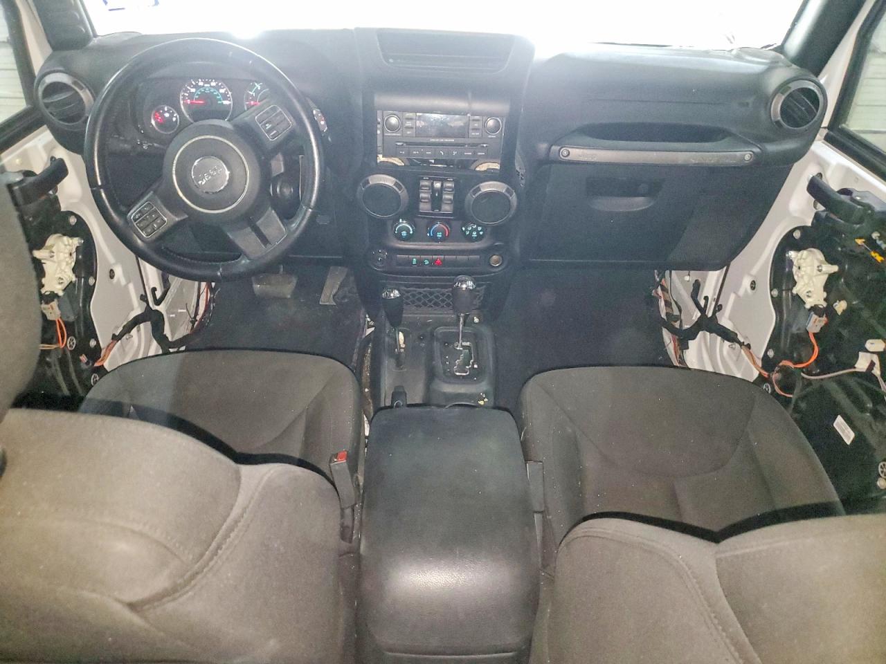 2016 JEEP WRANGLER UNLIMITED SPORT photo 8