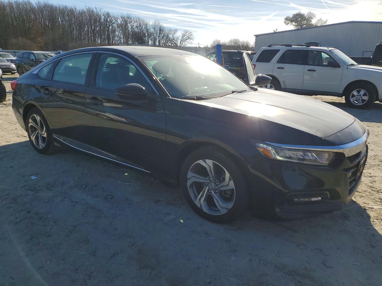 2018 HONDA ACCORD EXL photo 4