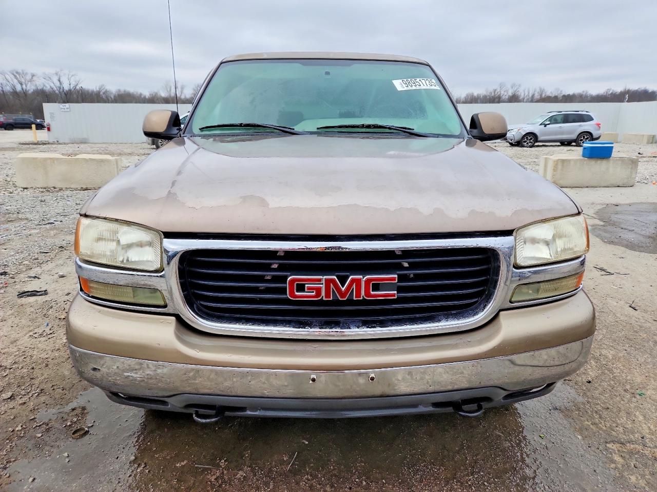 2004 GMC YUKON XL K1500 photo 13