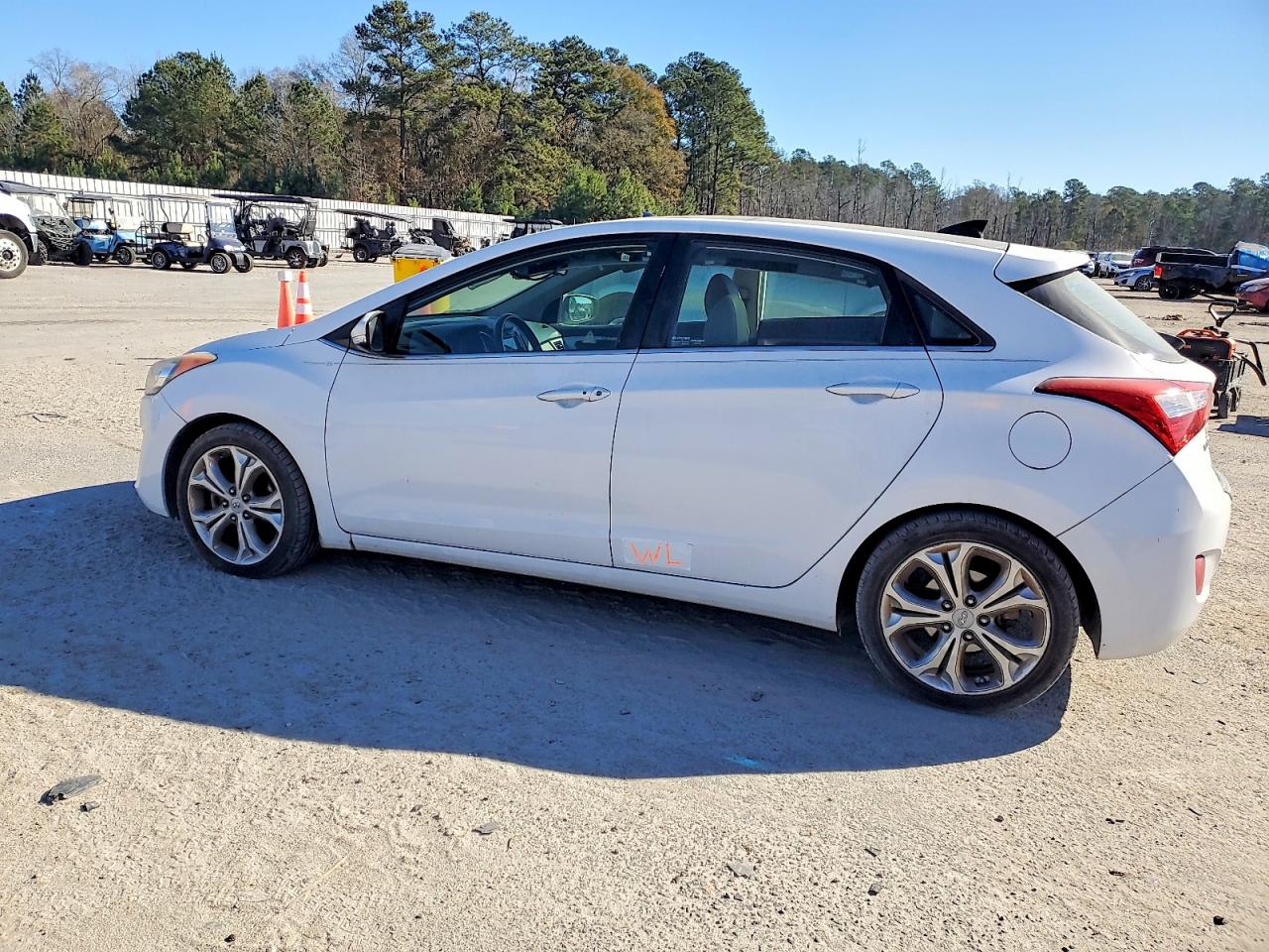 2013 HYUNDAI ELANTRA GT photo 2