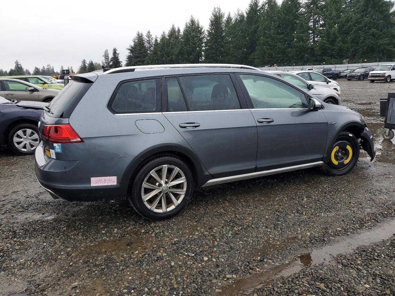 2017 VOLKSWAGEN GOLF ALLTRACK S photo 3