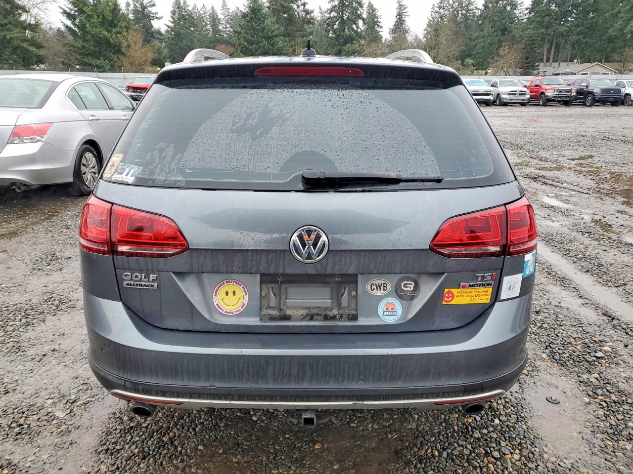 2017 VOLKSWAGEN GOLF ALLTRACK S photo 6