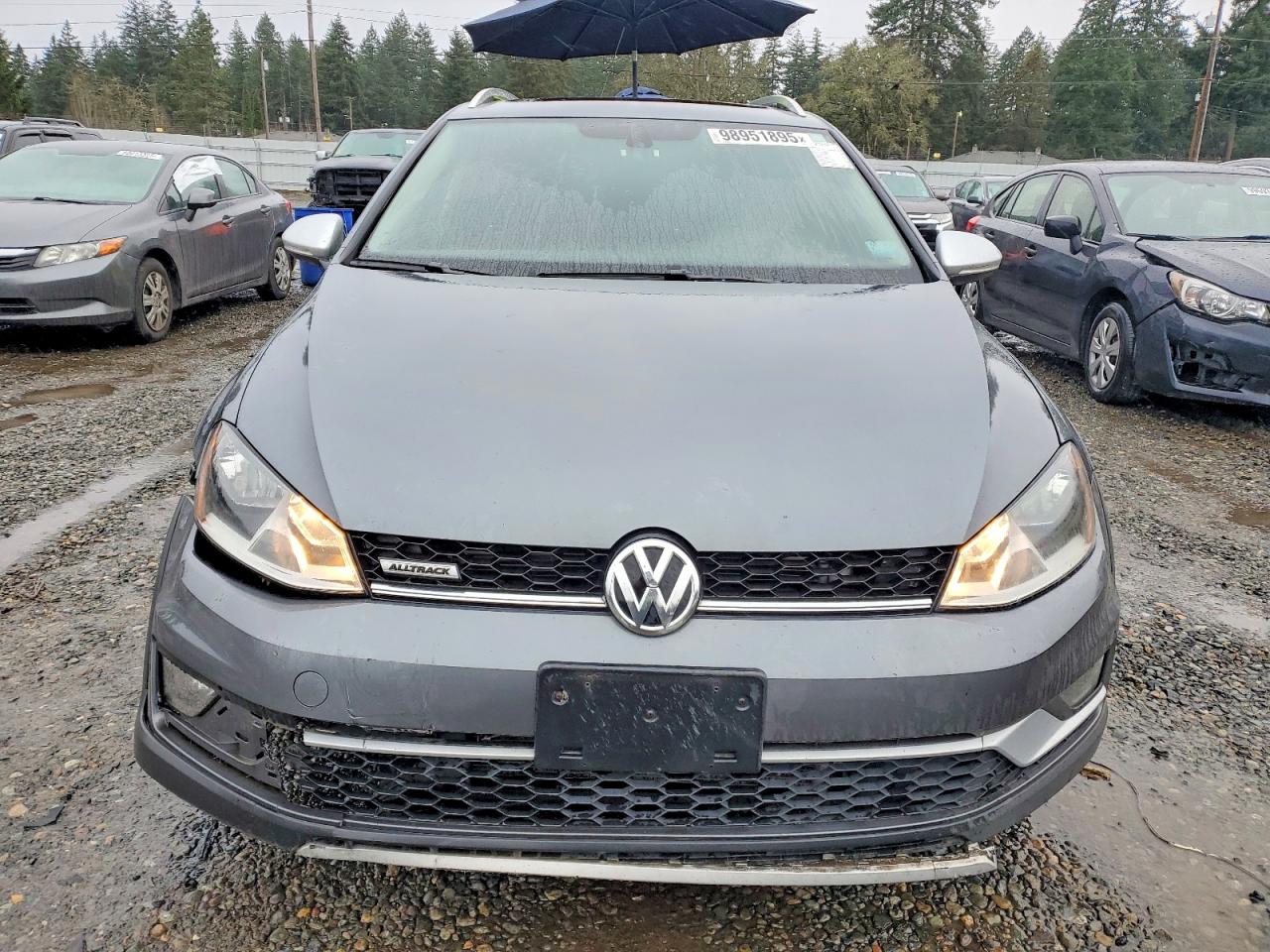 2017 VOLKSWAGEN GOLF ALLTRACK S photo 5
