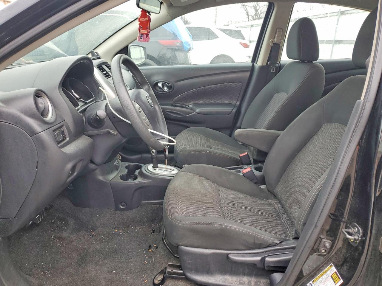 2018 NISSAN VERSA S photo 7
