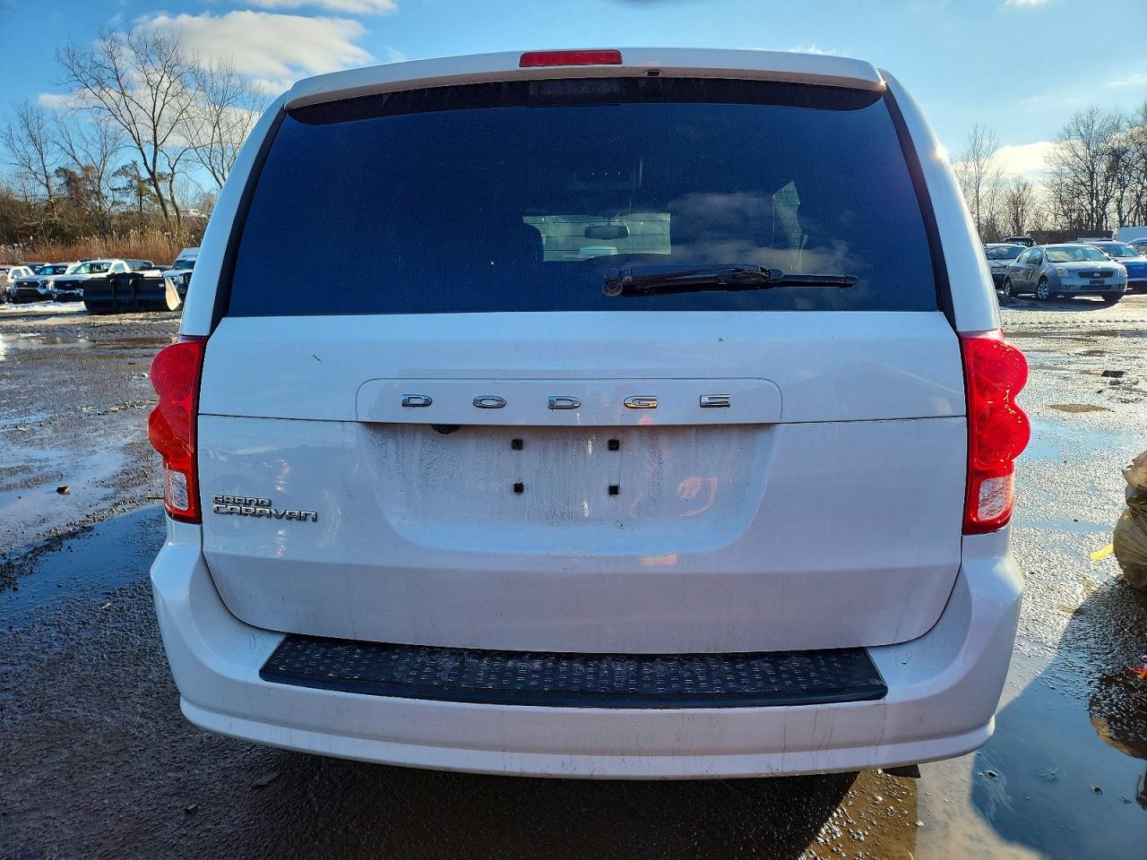 2015 DODGE GRAND CARAVAN SE photo 6