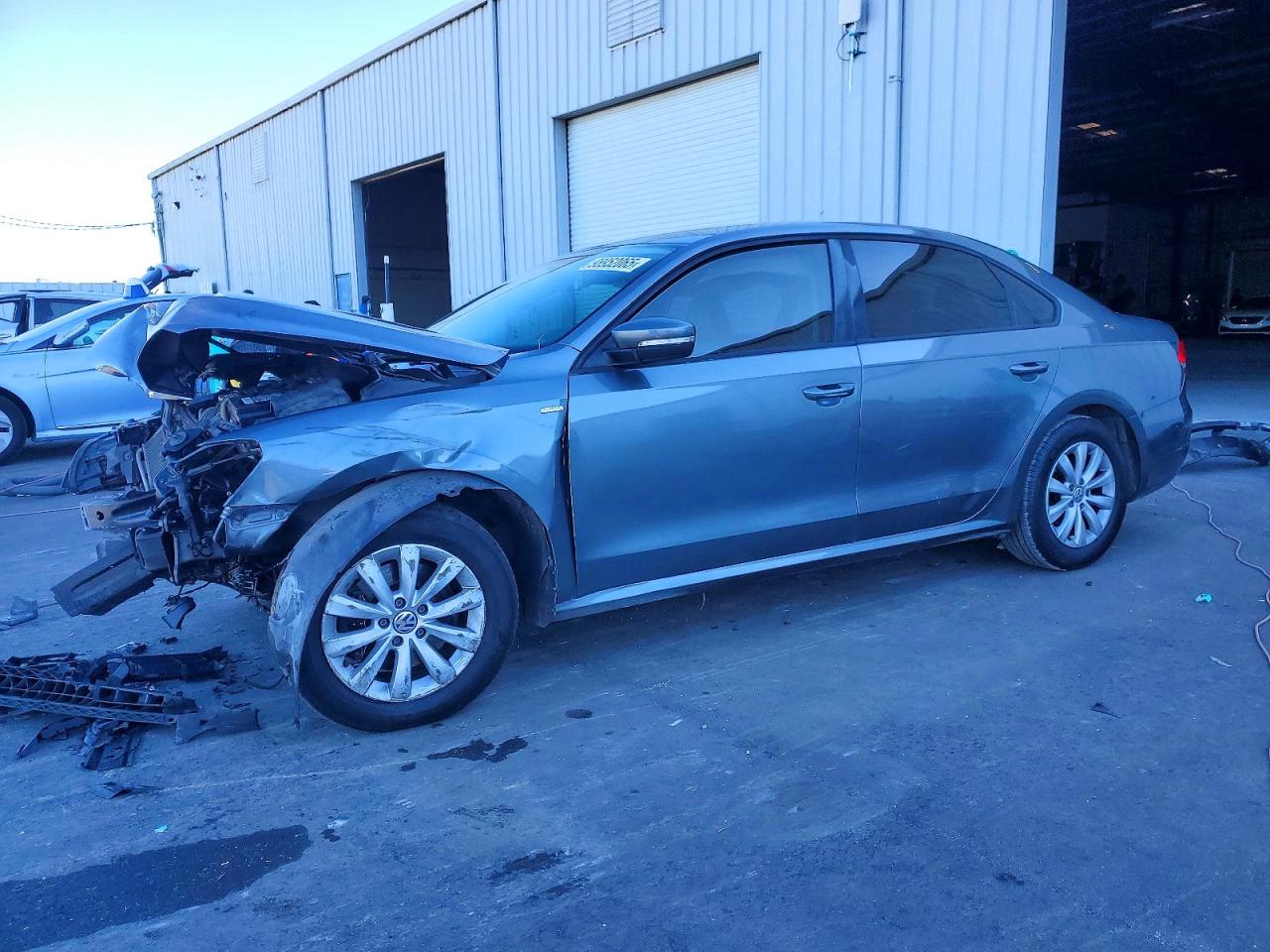 2014 VOLKSWAGEN PASSAT