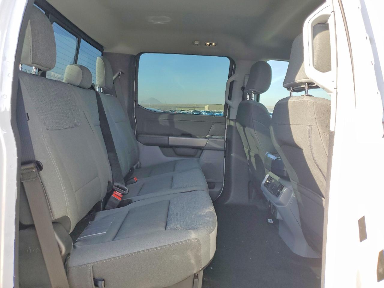 2024 FORD F150 XLT photo 10