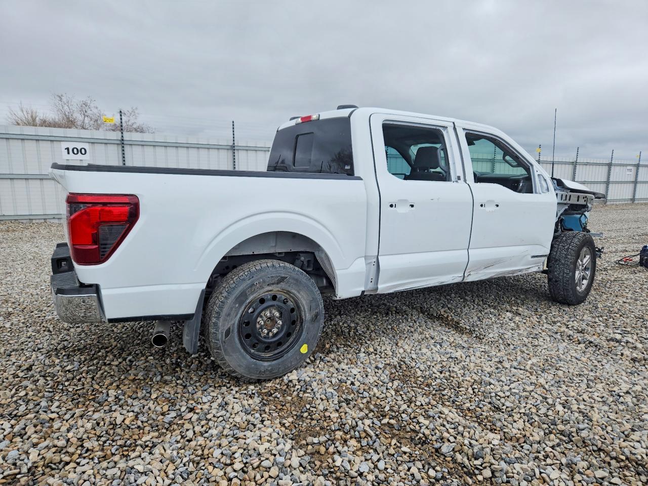 2024 FORD F150 XLT photo 3