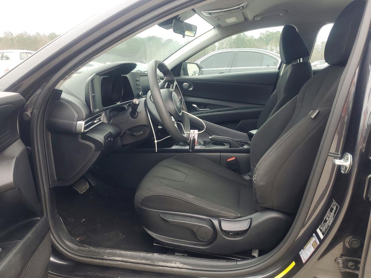 2022 HYUNDAI ELANTRA SEL photo 7
