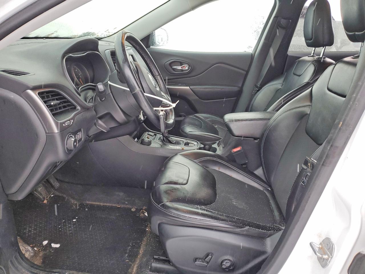 2019 JEEP CHEROKEE LATITUDE PLUS photo 7