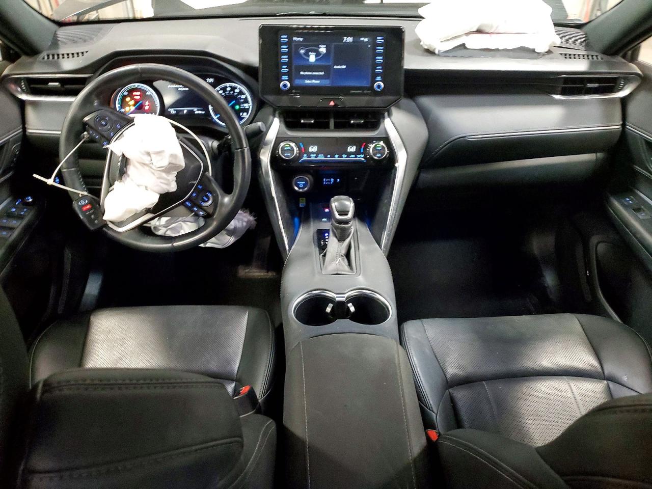 2021 TOYOTA VENZA LE photo 8