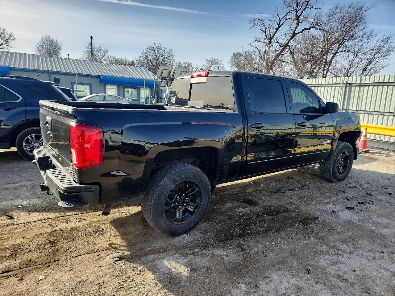 2017 CHEVROLET SILVERADO K1500 LTZ photo 3