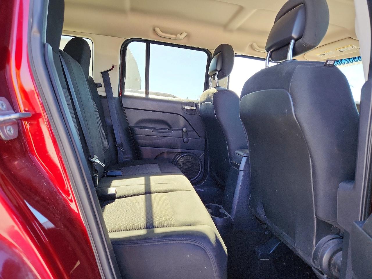 2014 JEEP PATRIOT SPORT photo 19