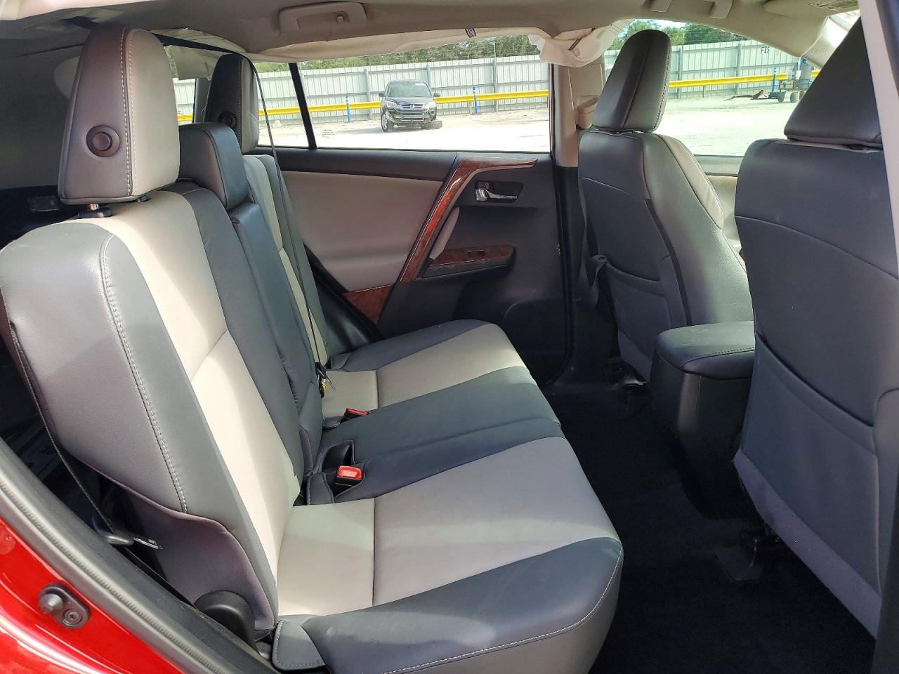 2015 TOYOTA RAV4 LIMITED photo 11