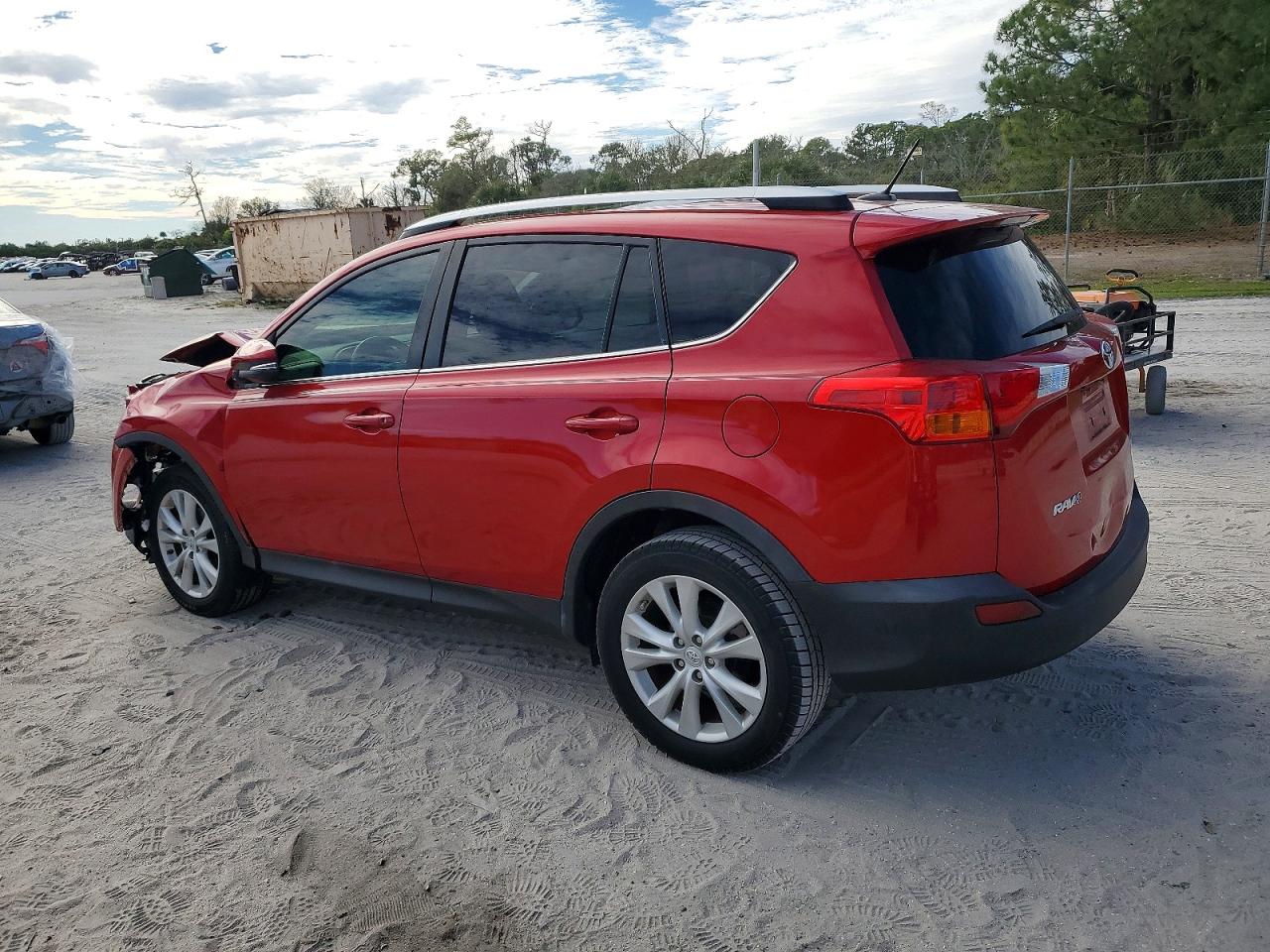 2015 TOYOTA RAV4 LIMITED photo 2