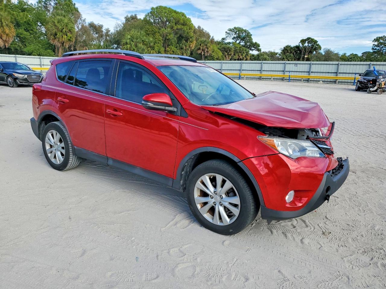 2015 TOYOTA RAV4 LIMITED photo 4