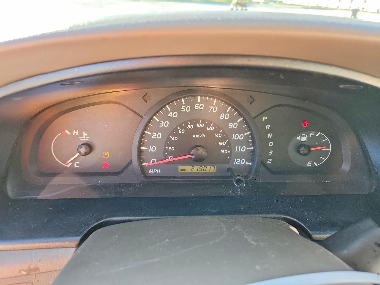 2006 TOYOTA TUNDRA photo 25