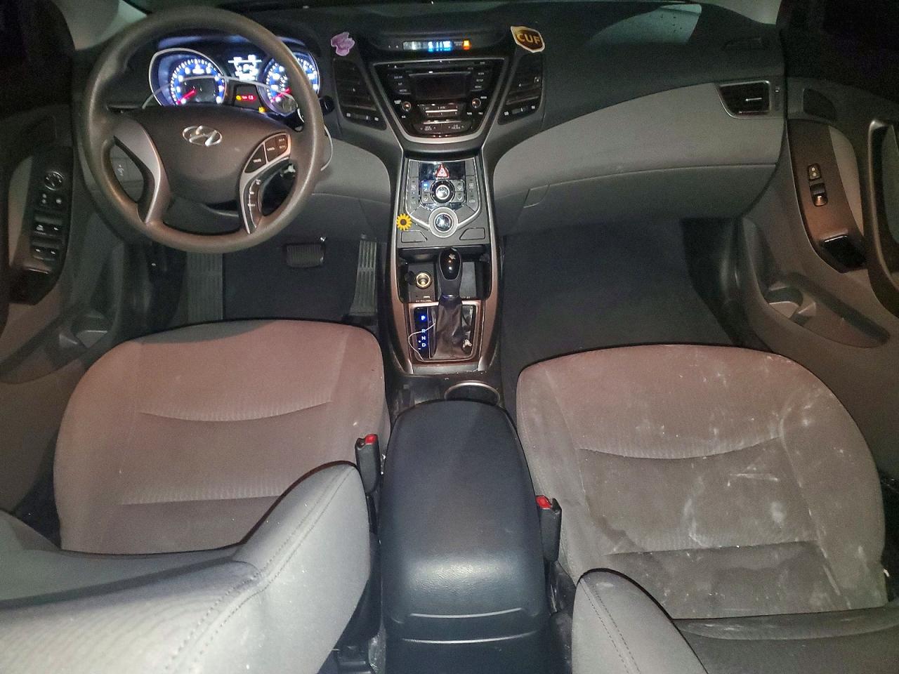2015 HYUNDAI ELANTRA SE photo 8