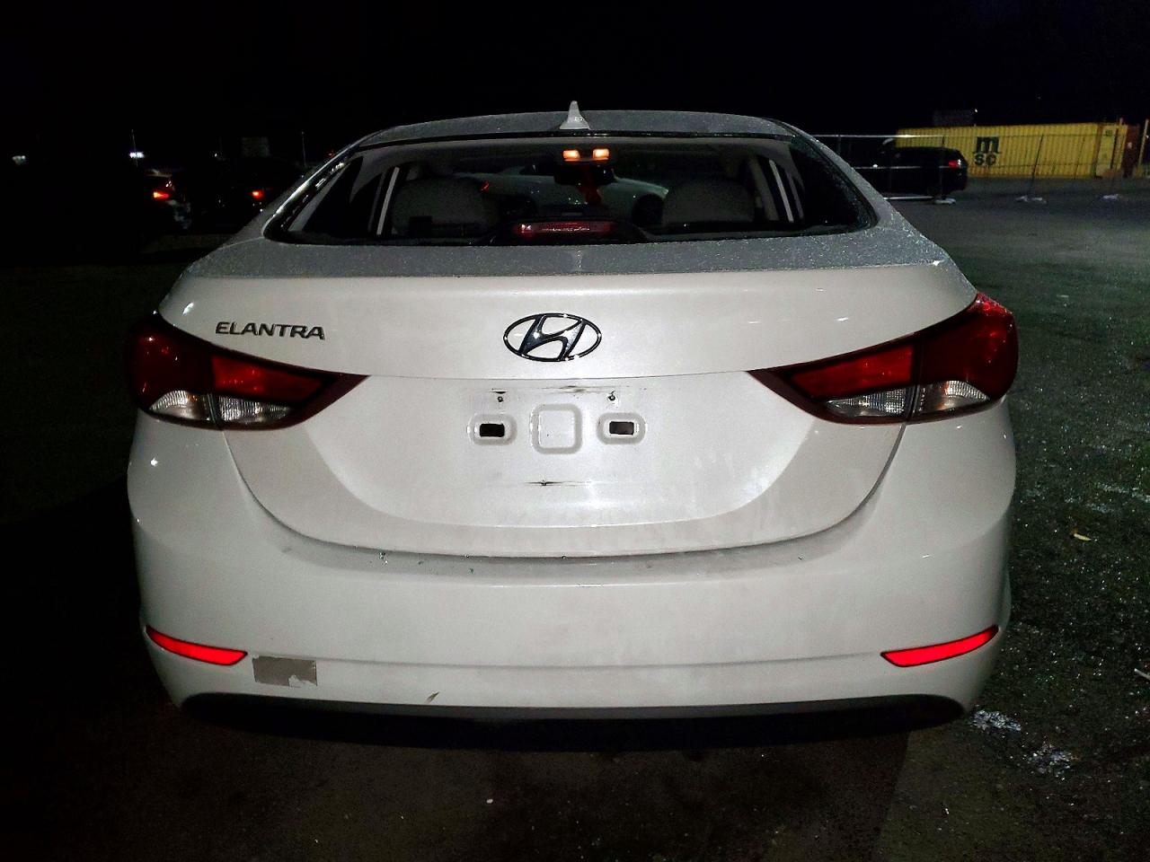2015 HYUNDAI ELANTRA SE photo 6