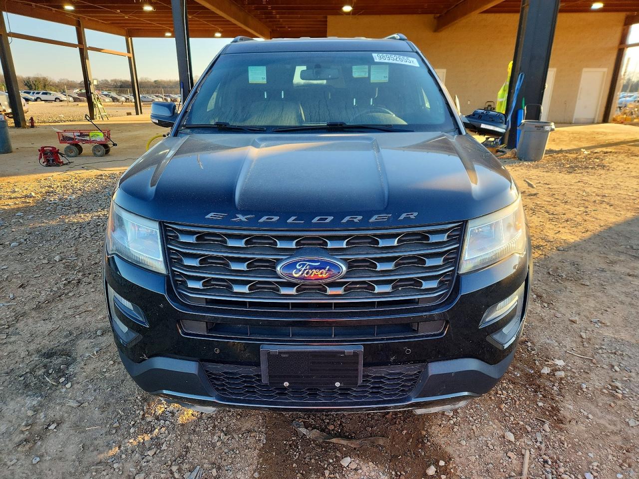 2017 FORD EXPLORER XLT photo 13