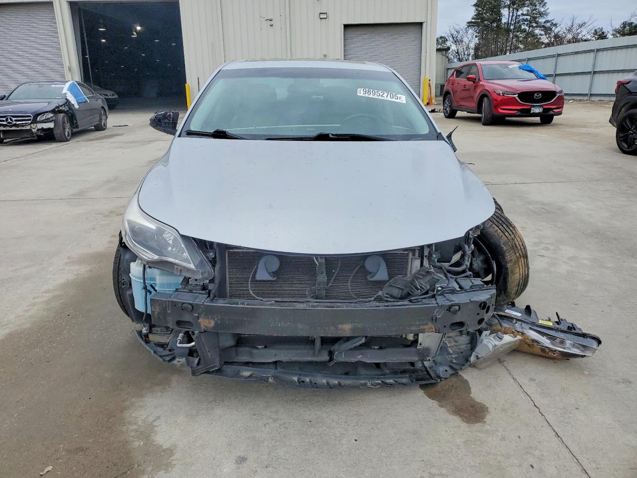 2016 TOYOTA AVALON XLE photo 13
