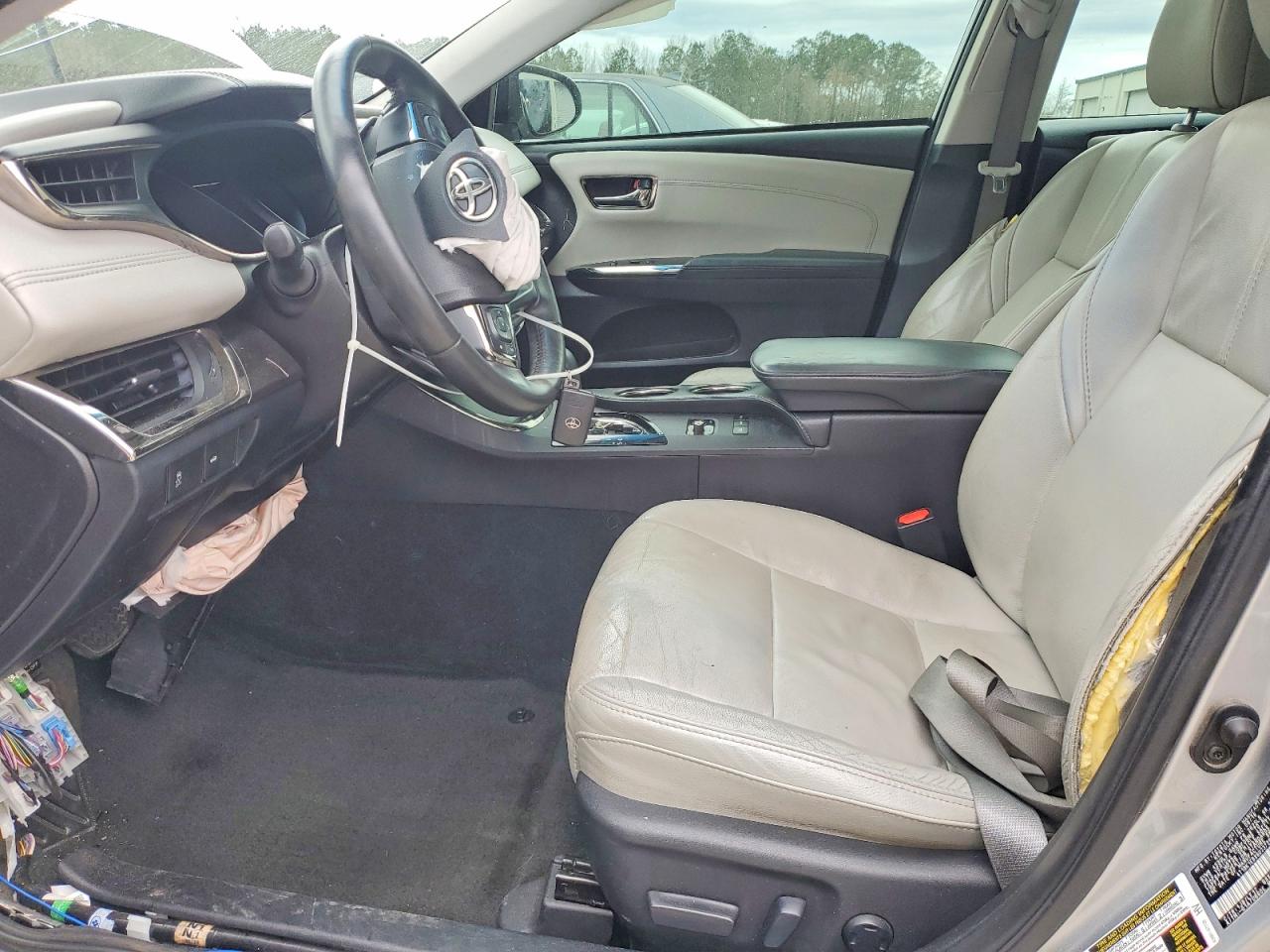 2016 TOYOTA AVALON XLE photo 19