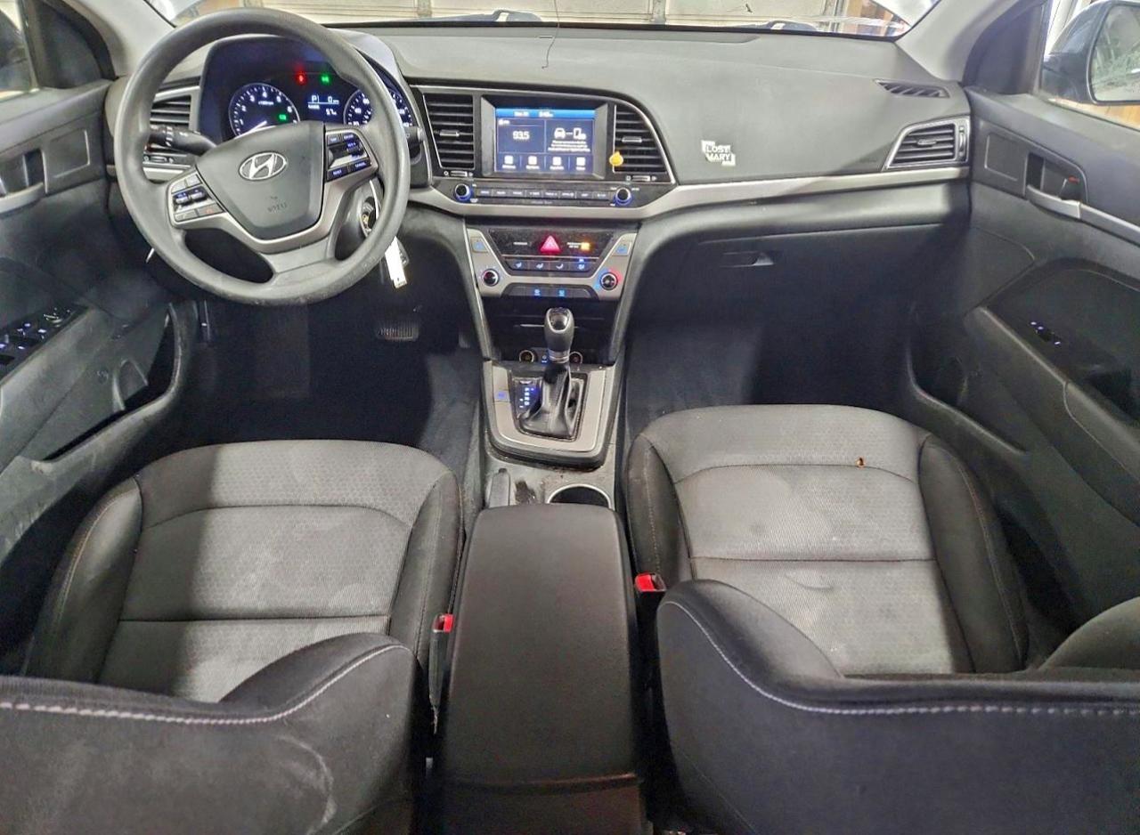 2018 HYUNDAI ELANTRA SE photo 8
