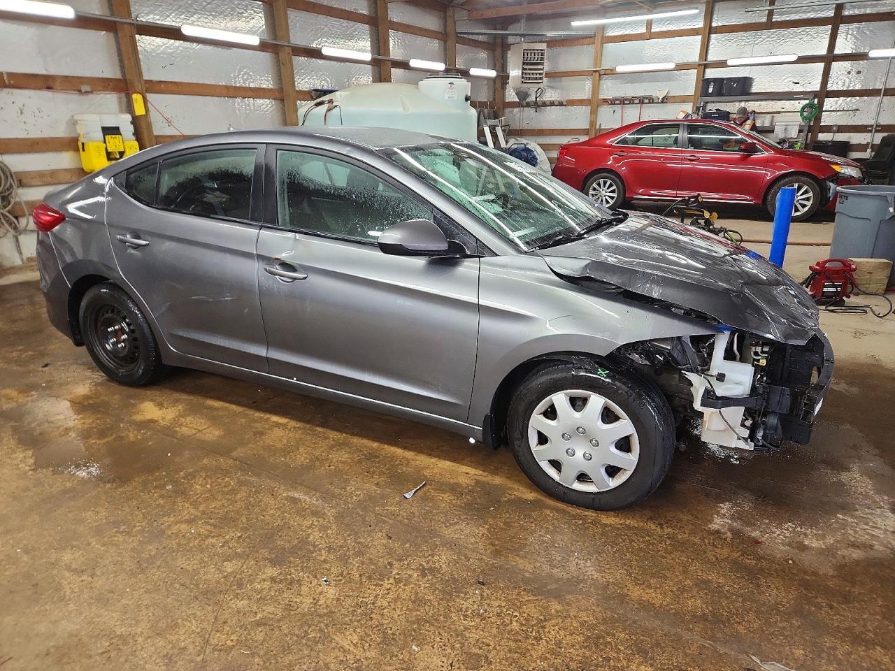 2018 HYUNDAI ELANTRA SE photo 4