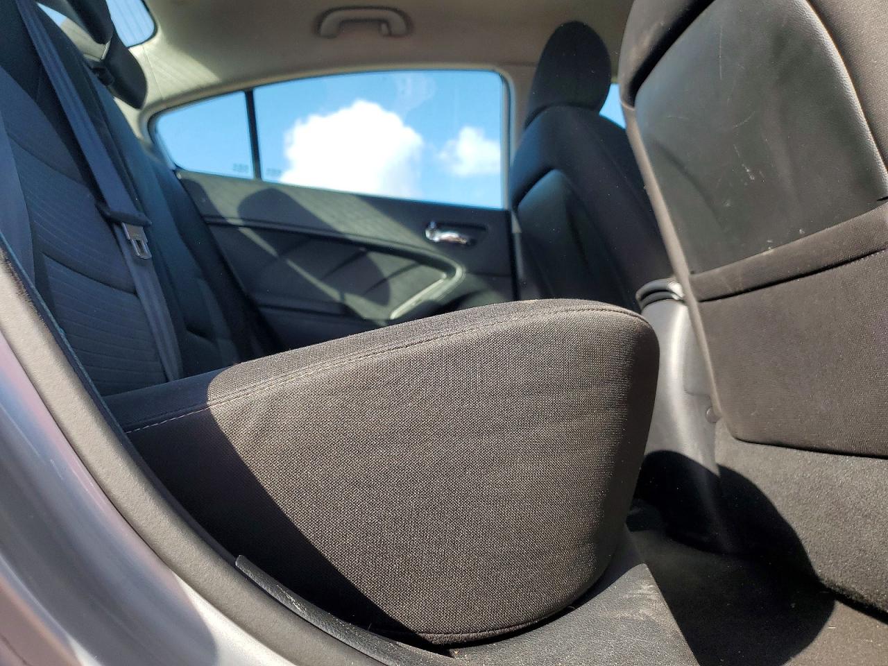2015 KIA FORTE LX photo 10