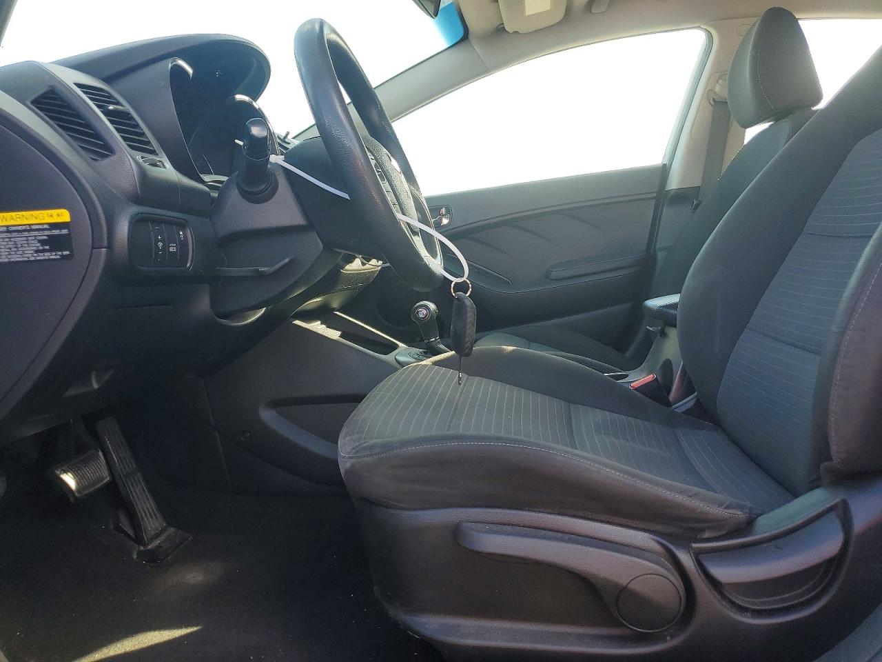 2015 KIA FORTE LX photo 7