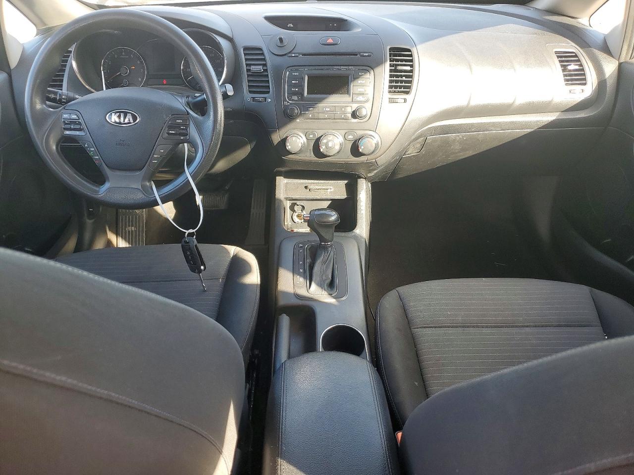 2015 KIA FORTE LX photo 8