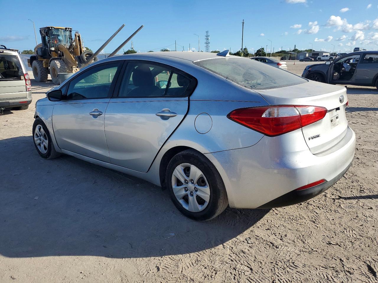 2015 KIA FORTE LX photo 2