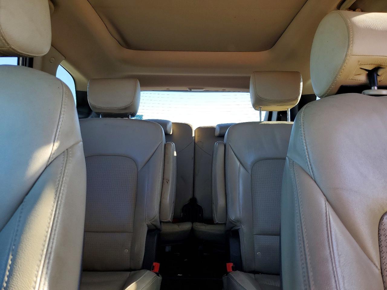 2014 HYUNDAI SANTA FE GLS photo 10