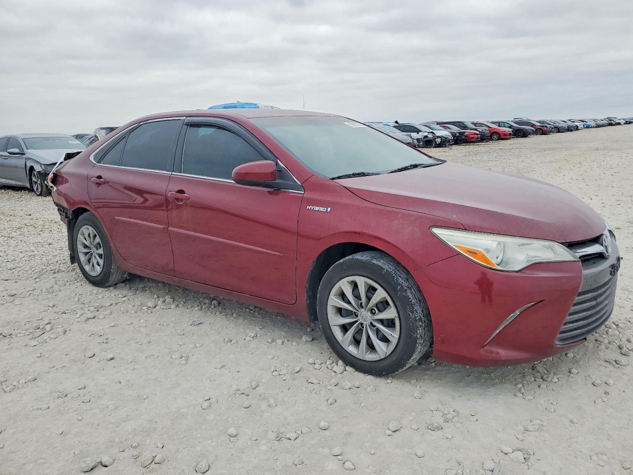 2016 TOYOTA CAMRY HYBRID photo 4