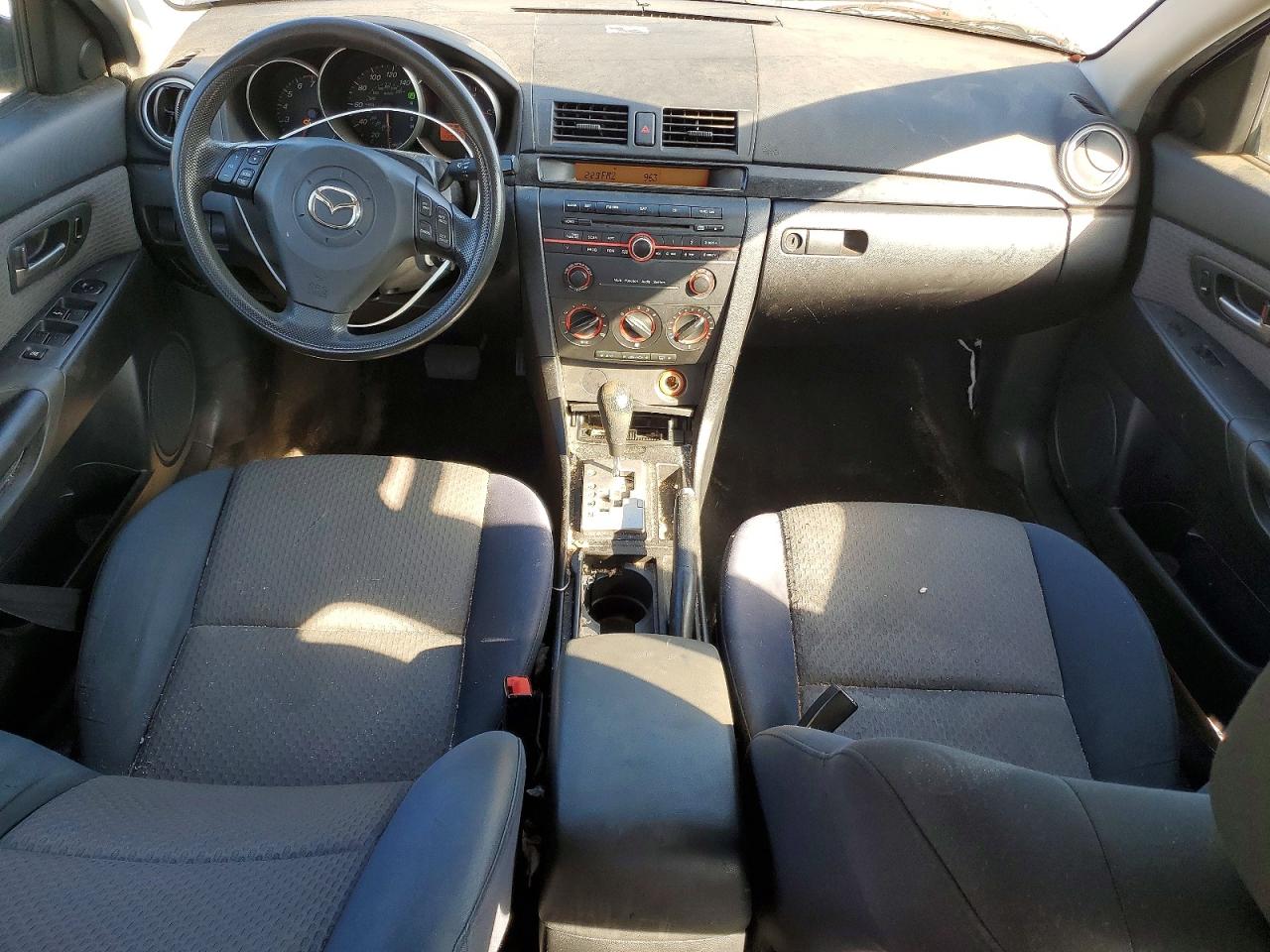 2005 MAZDA 3 I photo 8