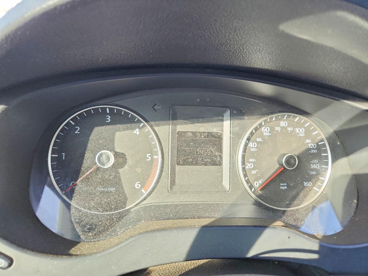 2013 VOLKSWAGEN JETTA TDI photo 9
