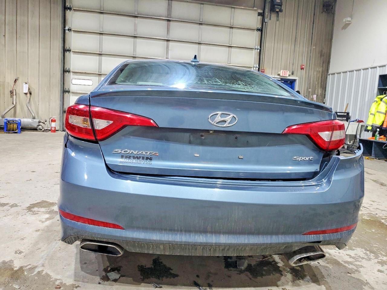 2017 HYUNDAI SONATA SPORT photo 6