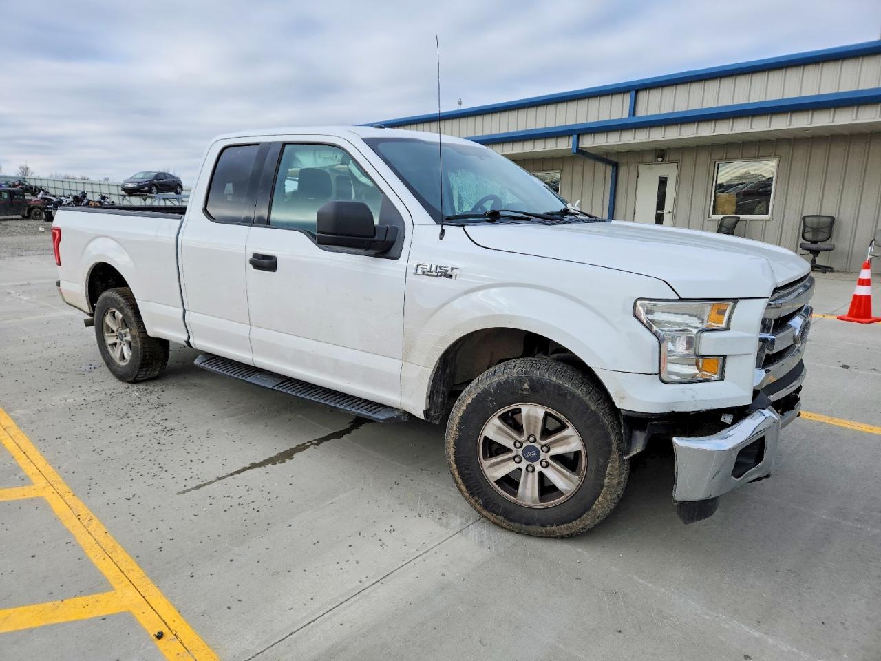 2015 FORD F150 SUPER CAB photo 4