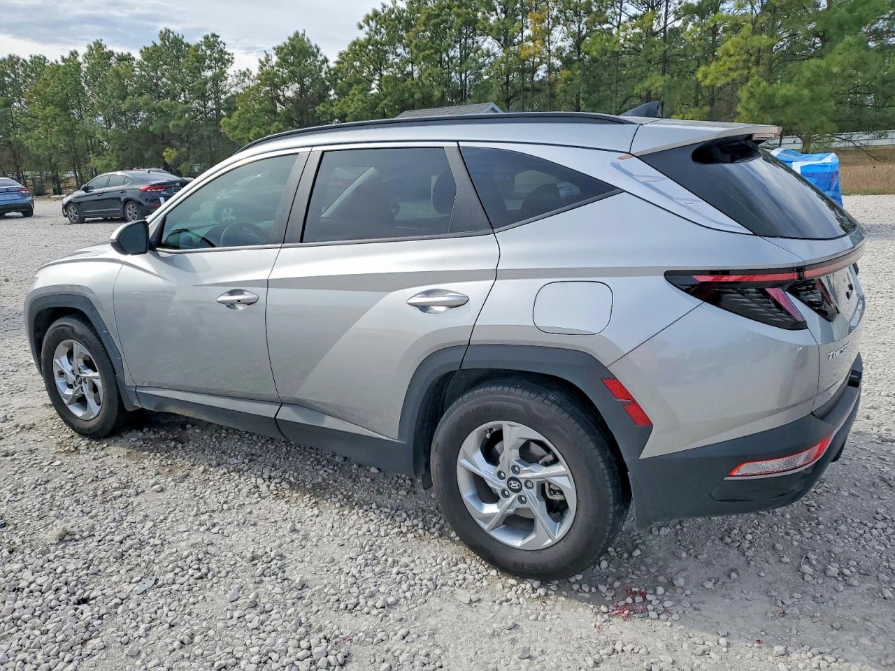 2022 HYUNDAI TUCSON SEL photo 2