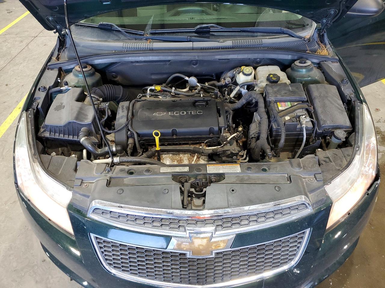 2014 CHEVROLET CRUZE LS photo 11