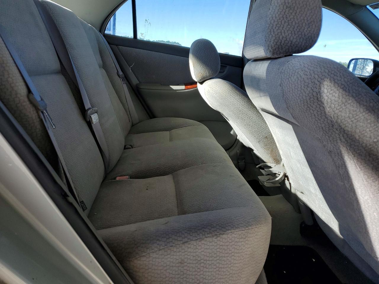 2003 TOYOTA COROLLA CE photo 10