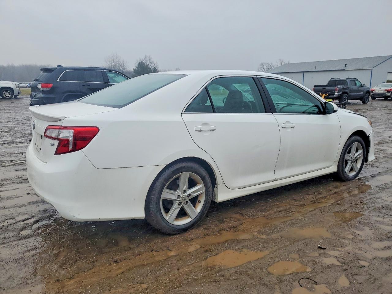 2012 TOYOTA CAMRY BASE photo 3