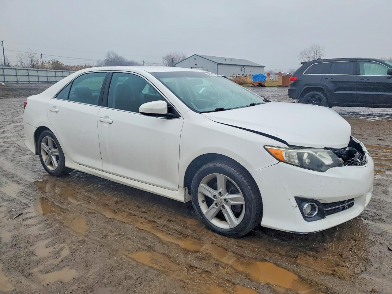 2012 TOYOTA CAMRY BASE photo 4