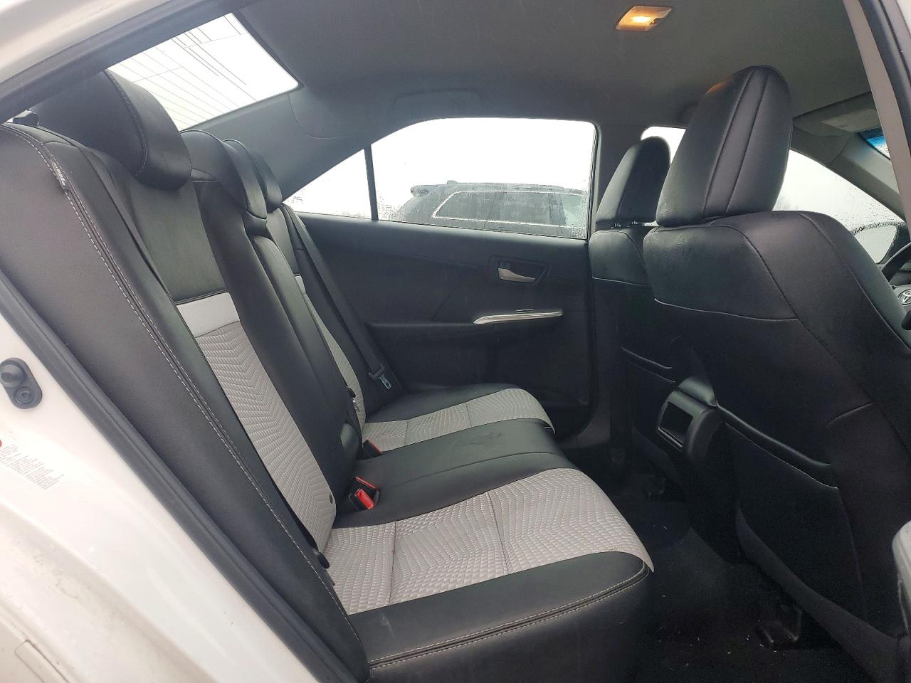 2012 TOYOTA CAMRY BASE photo 10