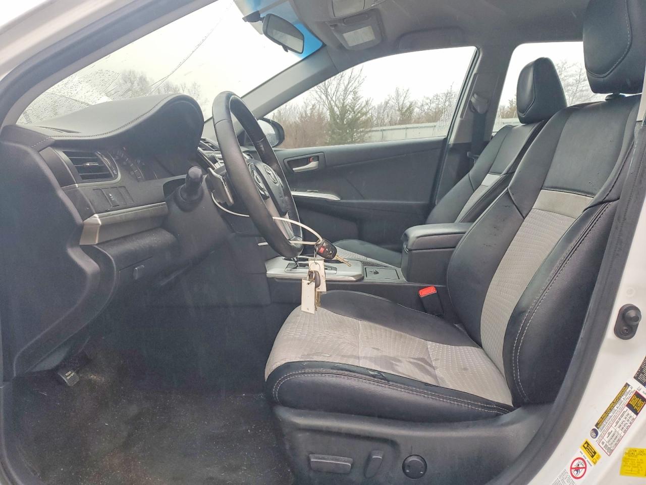 2012 TOYOTA CAMRY BASE photo 7